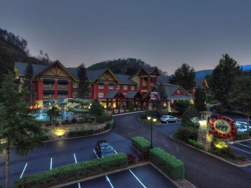 A waterslide at one of the most family friendly hotels in Gatlinburg
