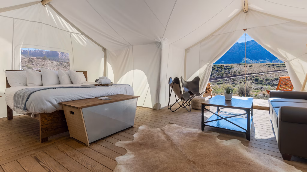 The beautiful glamping resort tent set up