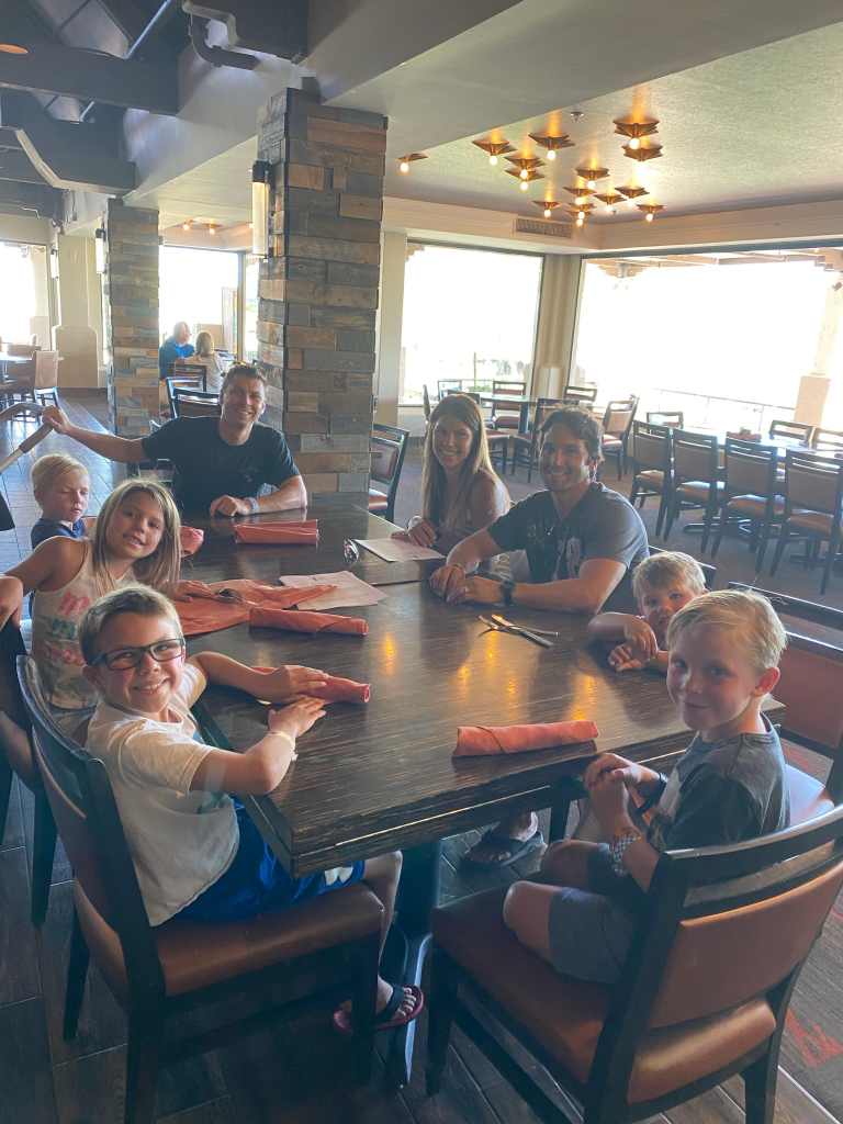 A group dinner at one of the restaurants at this Scottsdale family resort
