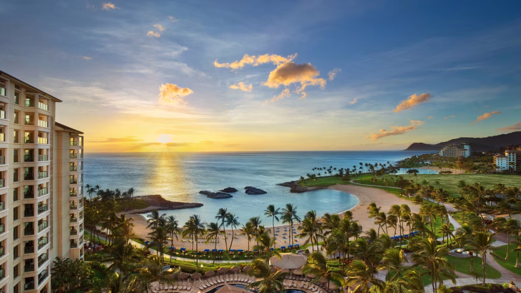 from marriott&rsquo;s website, oahu resorts for families