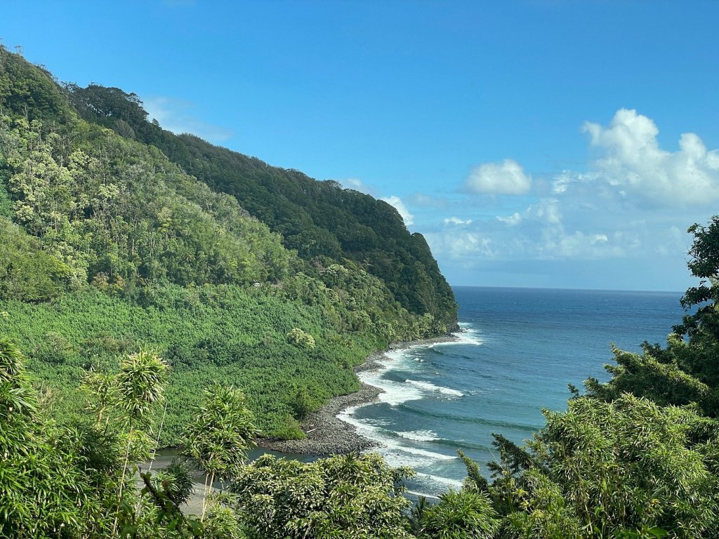 An overview of the best stops on the road to Hana in Maui