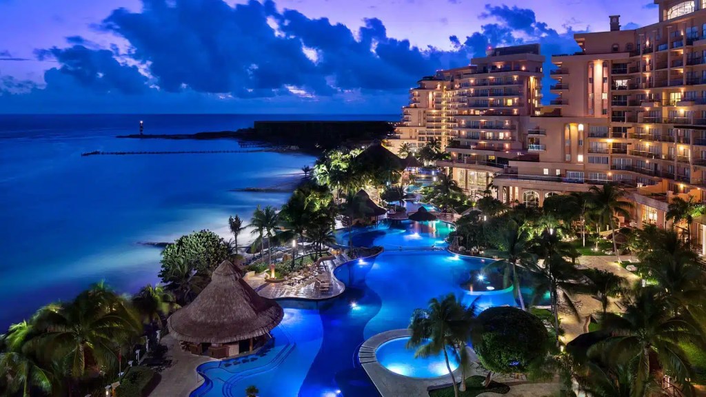 The Grand Fiesta Americana Cancun Resort is one of the best family resorts in Cancun