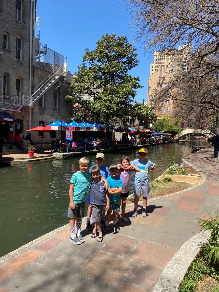 Some of the best family resorts in San Antonio Texas are right on the river walk