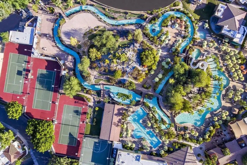 One of the Arizona hotels with a long lazy river
