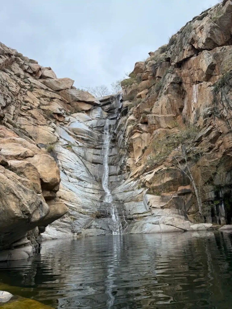 Cedar Creek Falls