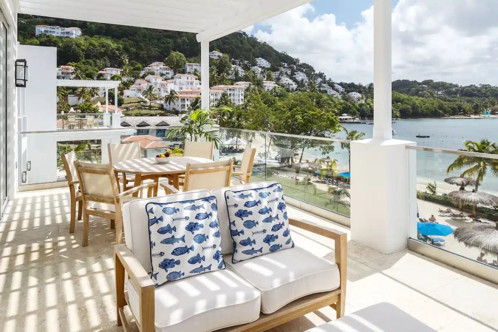 An all-inclusive resort with spacious rooms for large families on vacation
